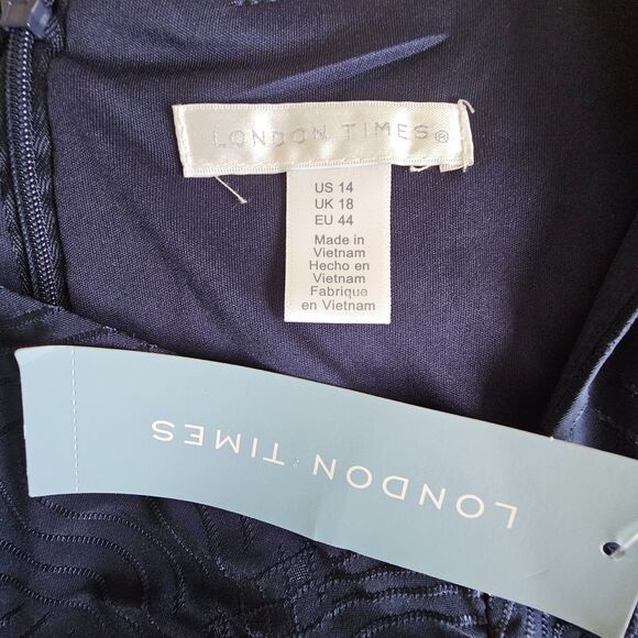 LONDON TIMES NWT Women’s Size 14 Navy Asymmetrical Ruched Dress - Picture 4 of 8